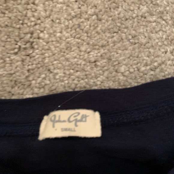 Top - Picture 2 of 2